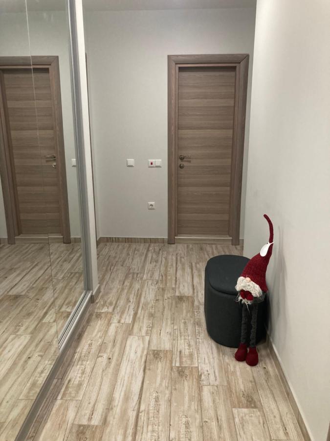 Victor'S Suite , With Private Parking Варна Экстерьер фото